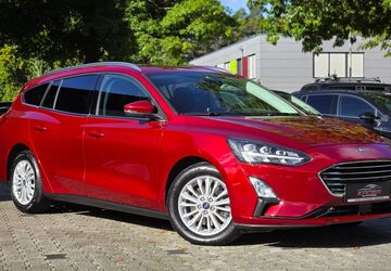 Ford Focus 95.000 km 15.790 &euro; Paderborn 33104