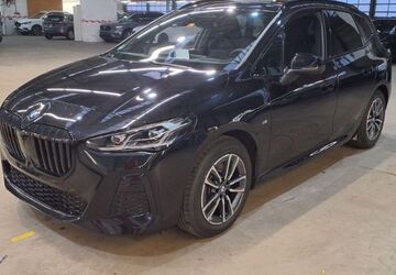 BMW 223 Active Tourer 22.727 km 38.350 &euro; Detmold 32758