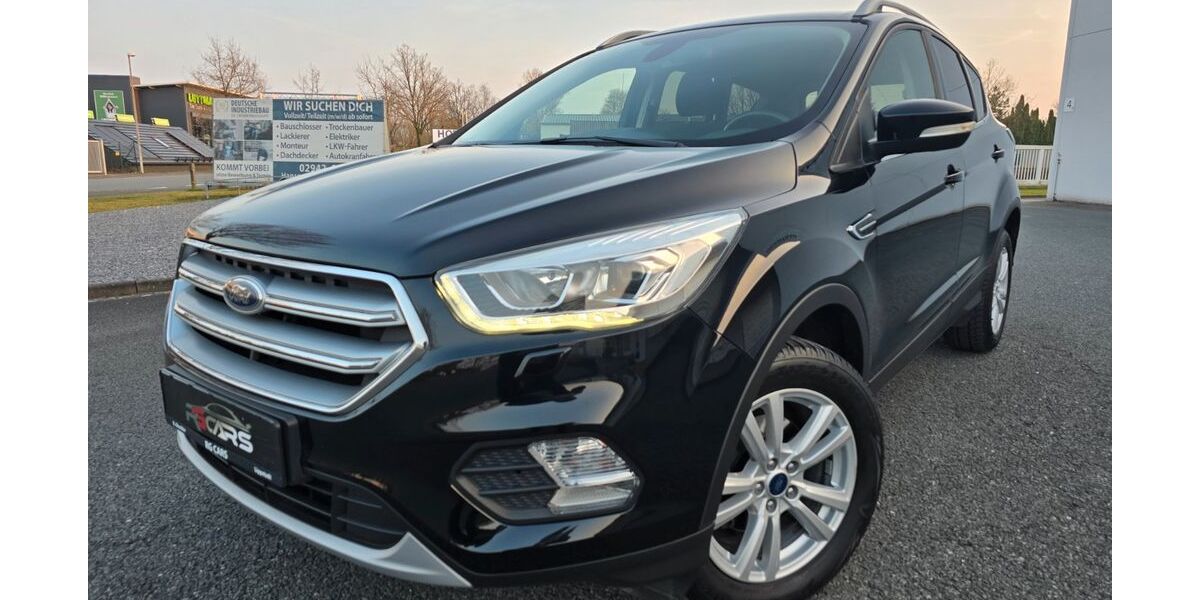Ford Kuga 89.000 km 12.450 &euro; Lippstadt 59557