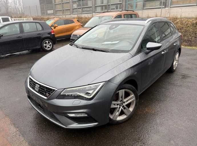 Seat Leon 99.999 km 13.499 &euro; Detmold 32758