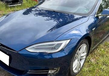 Tesla Model S 105.000 km 33.999 &euro; Detmold 32758