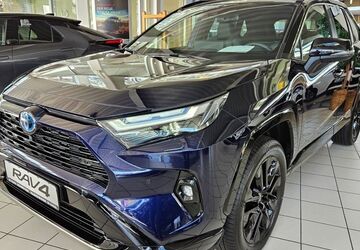 Toyota RAV 4 11.700 km 41.890 &euro; Paderborn 33104