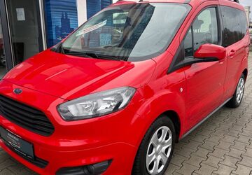 Ford Tourneo Courier 95.281 km 8.999 &euro; Paderborn 33104