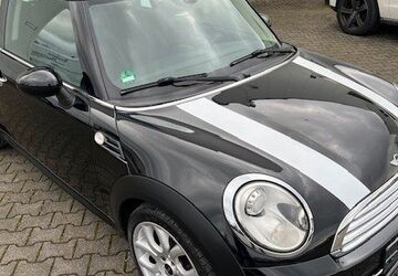 Mini Cooper 182.000 km 5.999 &euro; Paderborn 33106