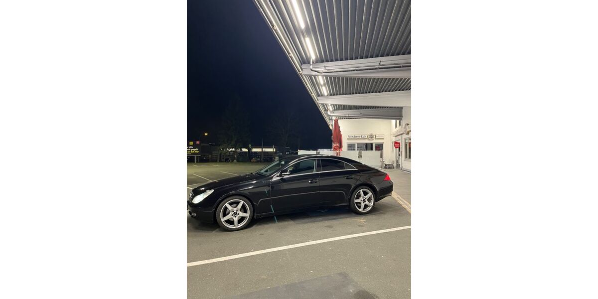 Mercedes-Benz CLS 320 175.800 km 12.500 &euro; Paderborn 33100