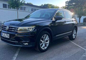 VW Tiguan 165.000 km 16.900 &euro; Paderborn 33102