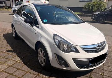 Opel Corsa 121.500 km 4.800 &euro; Paderborn 33102