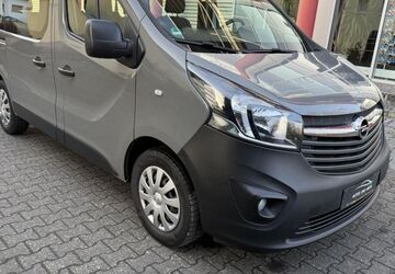 Opel Vivaro 230.000 km 9.999 &euro; Paderborn 33100