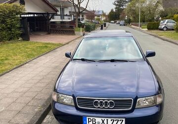 Audi A4 235.000 km 995 &euro; Paderborn 33106