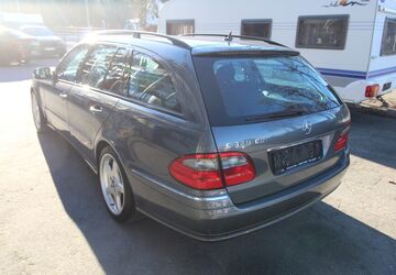 Mercedes-Benz E 320 282.500 km 8.950 &euro; Schloß Holte 33758