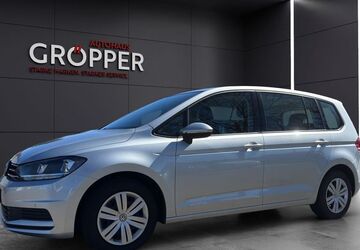 VW Touran 86.900 km 16.690 &euro; Paderborn 33104