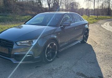 Audi A3 76.000 km 20.000 &euro; Büren 33142