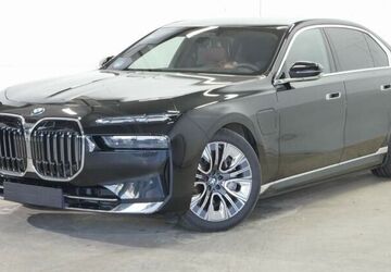 BMW 750 11.500 km 91.840 &euro; Paderborn 33100