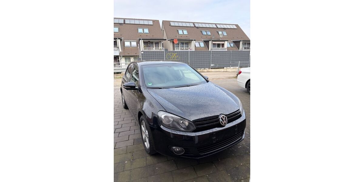 VW Golf 145.000 km 5.500 &euro; Paderborn 33102