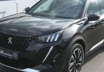 Peugeot 2008 25.000 km 24.990 &euro; Detmold 32758