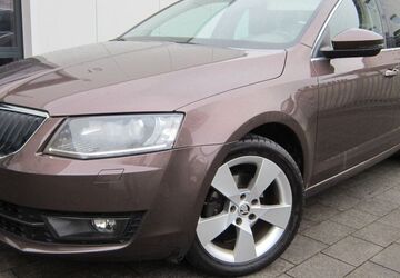 Skoda Octavia 125.000 km 11.750 &euro; Paderborn 33102