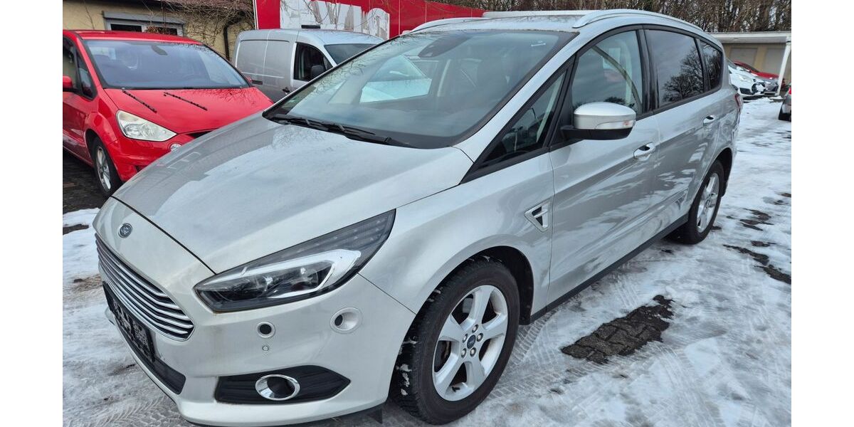 Ford S-Max 87.000 km 13.900 &euro; Detmold 32756