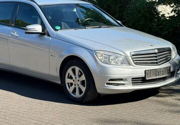 Mercedes-Benz C 200 286.000 km 3.199 &euro; Paderborn 33100