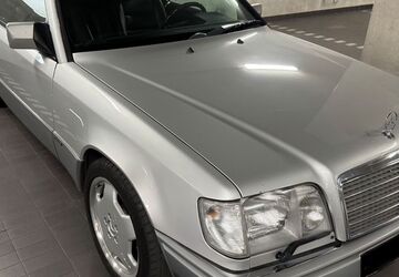 Mercedes-Benz E 200 136.500 km 15.490 &euro; Paderborn 33104