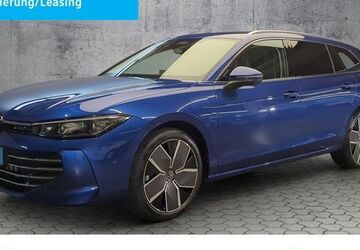 VW Passat Variant 4.350 km 48.990 &euro; Paderborn 33100