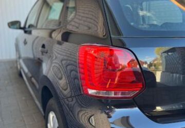 VW Polo 140.500 km 4.890 &euro; Paderborn 33102