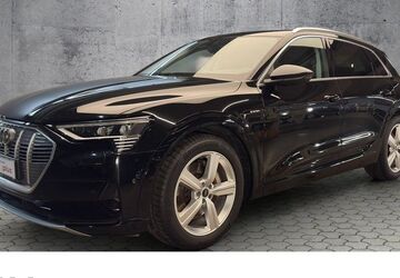 Audi e-tron 62.200 km 33.450 &euro; Paderborn 33100