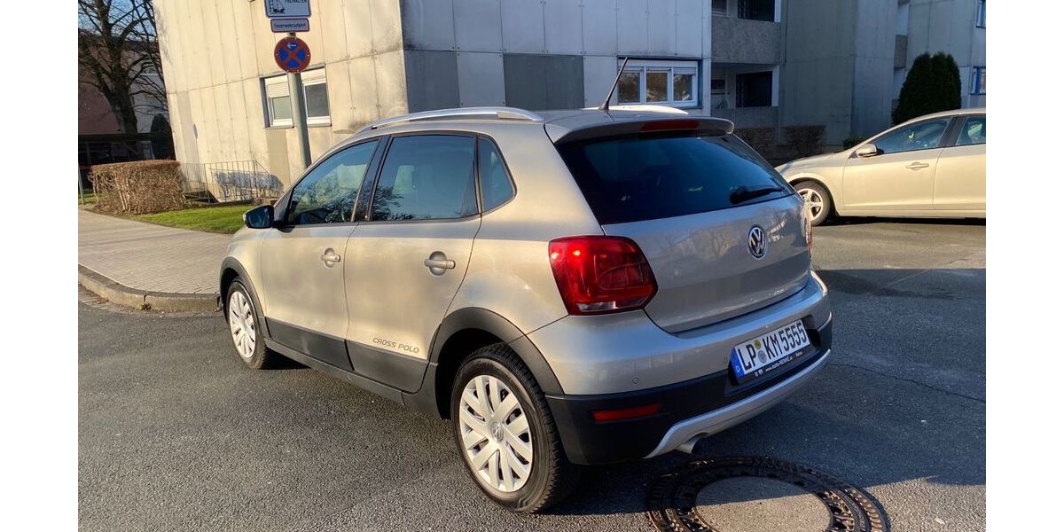 VW Polo 36.000 km 9.500 &euro; Büren 33142