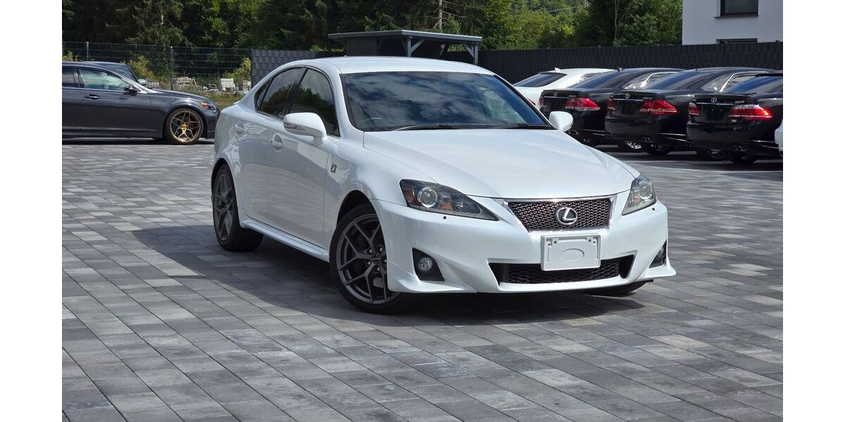 Lexus IS 350 78.300 km 19.990 &euro; Büren 33142