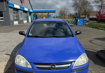 Opel Corsa 220.000 km 1.499 &euro; Paderborn 33102