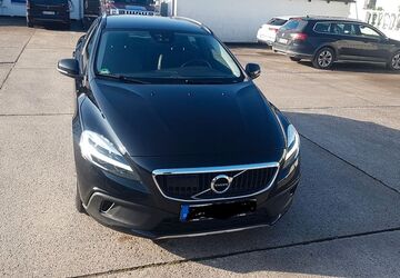 Volvo V40 Cross Country 166.125 km 13.600 &euro; Steinheim 32839