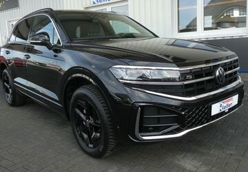 VW Touareg 25.065 km 57.900 &euro; Paderborn 33106