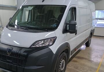 Peugeot Boxer 35.216 km 26.950 &euro; Paderborn 33106