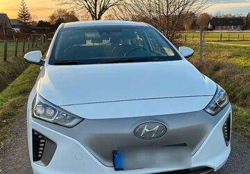 Hyundai IONIQ 92.000 km 11.950 &euro; Paderborn 33104