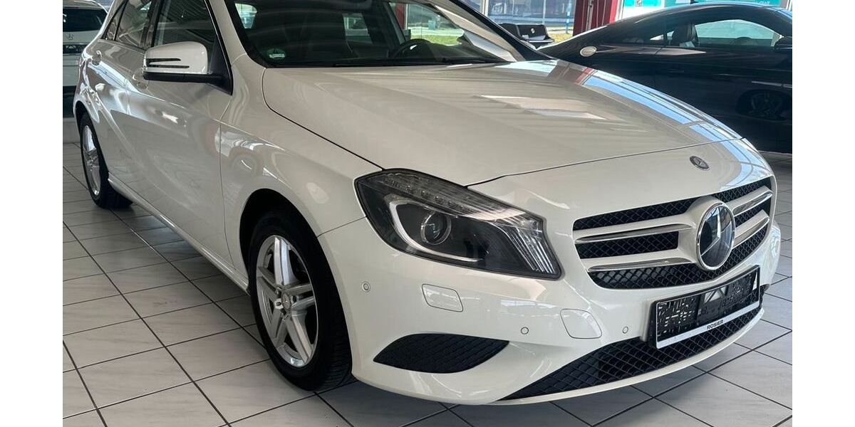 Mercedes-Benz A 180 76.800 km 13.999 &euro; Paderborn 33100