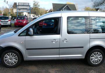 VW Caddy 284.700 km 4.650 &euro; Paderborn 33100