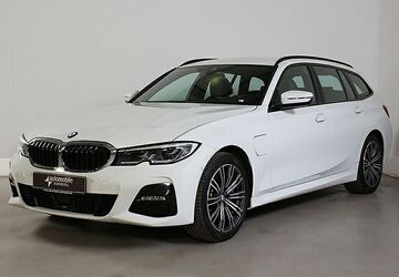 BMW 330 90.000 km 31.610 &euro; Paderborn 33100