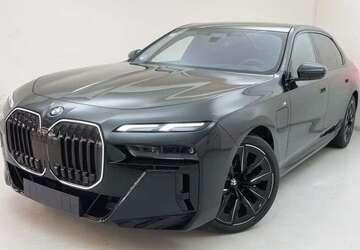 BMW 750 17.700 km 89.840 &euro; Paderborn 33100