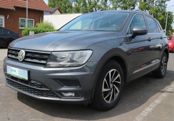VW Tiguan 142.306 km 15.990 &euro; Paderborn Schloß-Neuhaus 33104