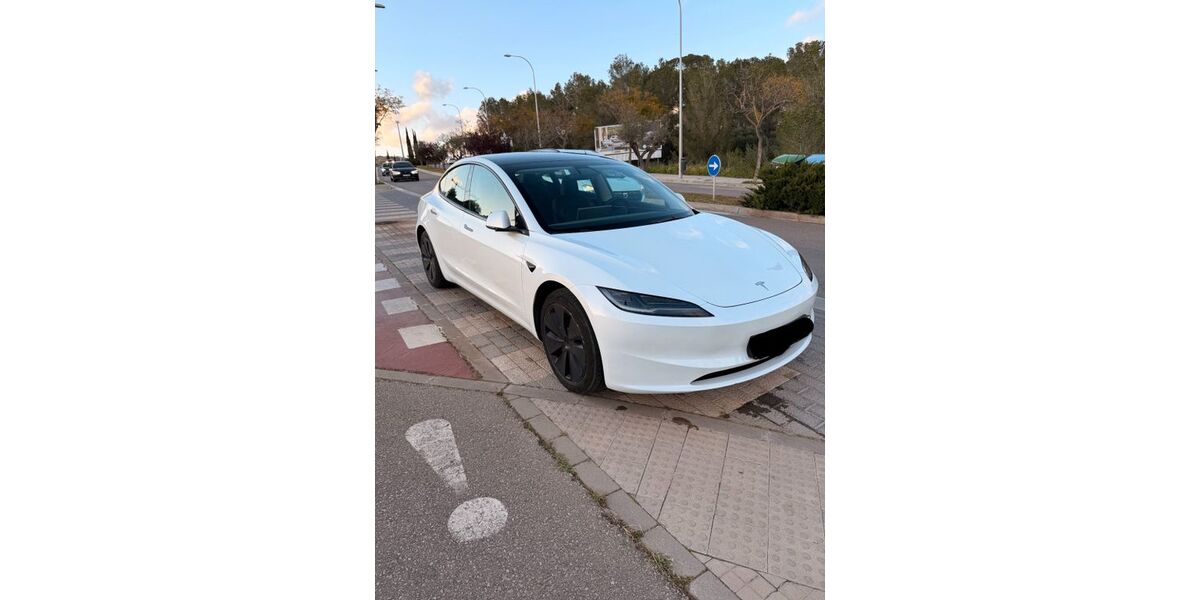 Tesla Model 3 25.000 km 40.500 &euro; Delbrück 33129