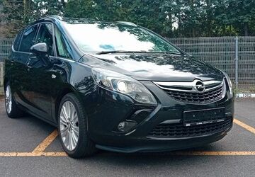 Opel Zafira Tourer 185.000 km 5.690 &euro; Paderborn 33102