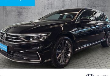 VW Passat Variant 89.800 km 24.480 &euro; Paderborn 33100