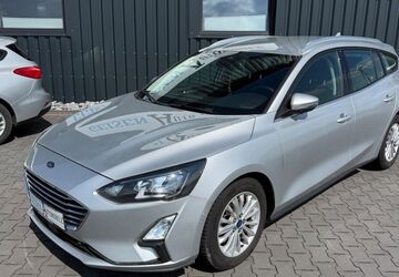 Ford Focus 99.631 km 12.390 &euro; Borchen 33178