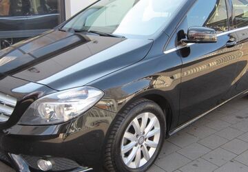 Mercedes-Benz B 180 149.800 km 8.750 &euro; Paderborn 33102