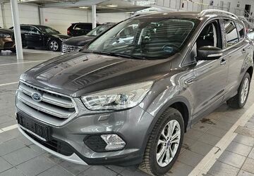Ford Kuga 122.000 km 13.999 &euro; Bad Lippspringe 33175