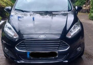Ford Fiesta 69.000 km 6.000 &euro; Augustdorf 32832
