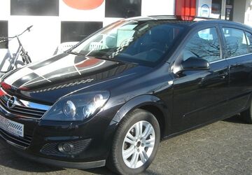 Opel Astra 147.000 km 3.950 &euro; Paderborn 33100