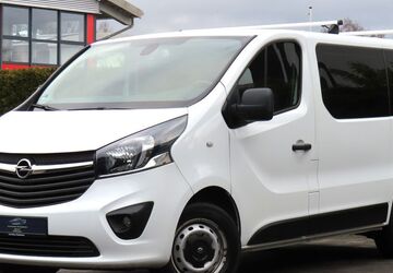 Opel Vivaro 93.000 km 16.499 &euro; Bad Lippspringe 33175