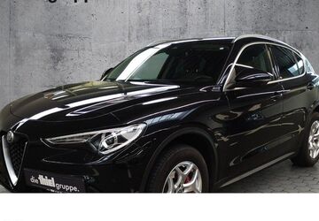 Alfa Romeo Stelvio 51.500 km 27.450 &euro; Paderborn 33104