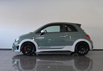 Abarth 695 42.649 km 23.950 &euro; Paderborn 33100