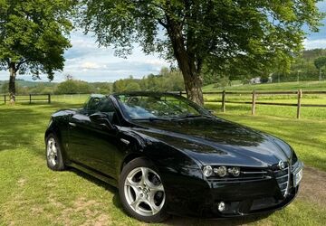 Alfa Romeo Spider 52.000 km 13.500 &euro; Brakel 33034